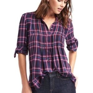 Gap pintuck plaid top, XS